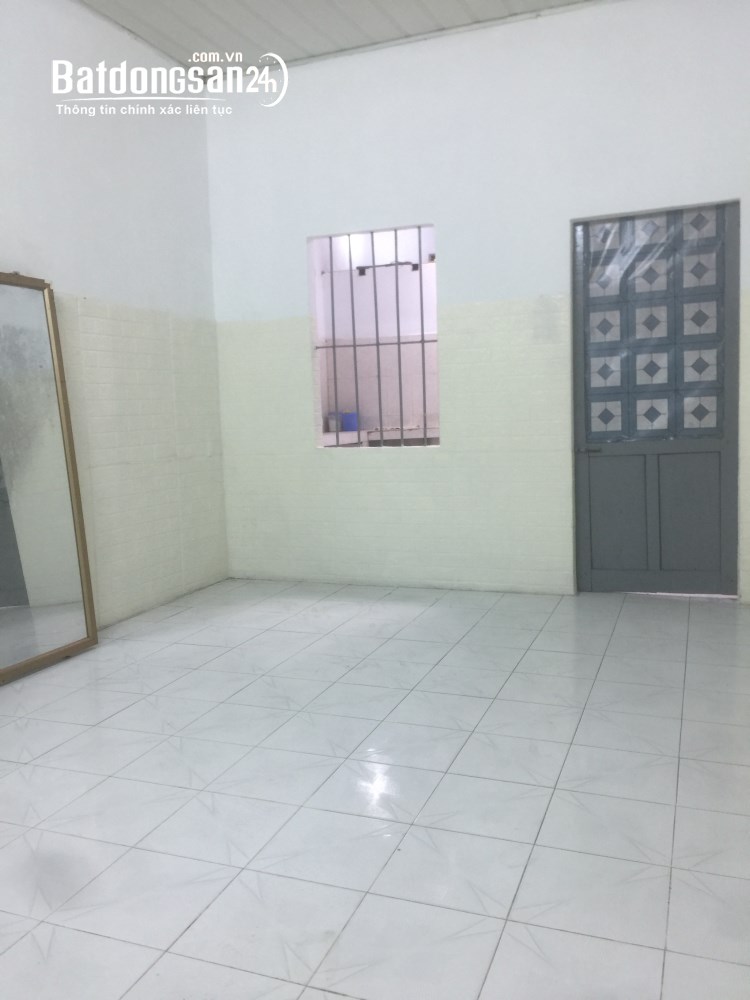 Bán nhà cấp 4 ngõ 1043, đường Giải Phóng, phường Hoàng Mai, Hà Nội