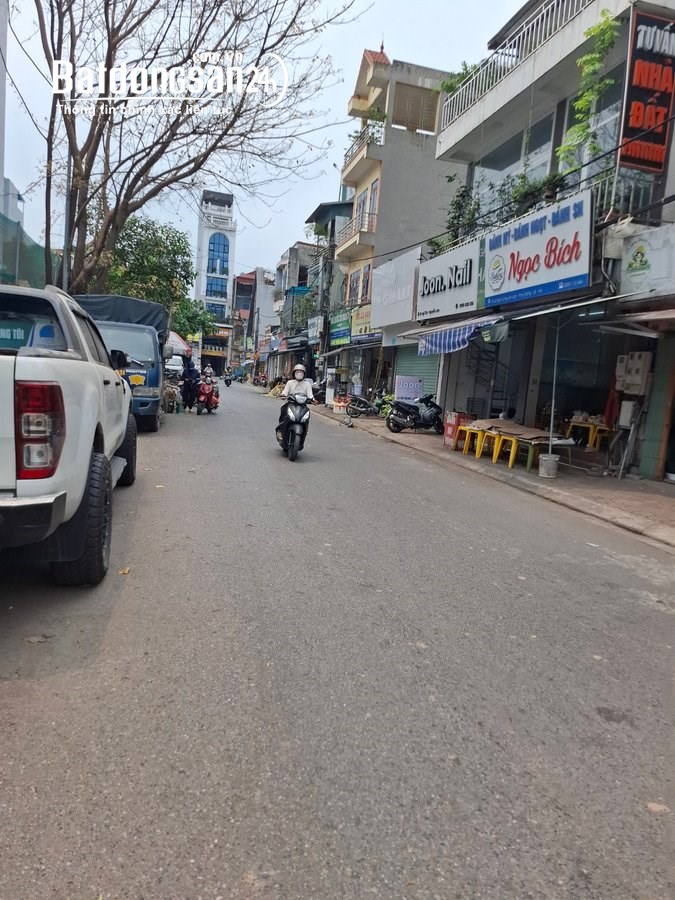 Nhà Đẹp, DT rộng 105m2 x 6 Tầng, 2 MT Kinh Doanh - Gần Phố Chu Huy Mẫn, Phúc Lợi, Hà Nội