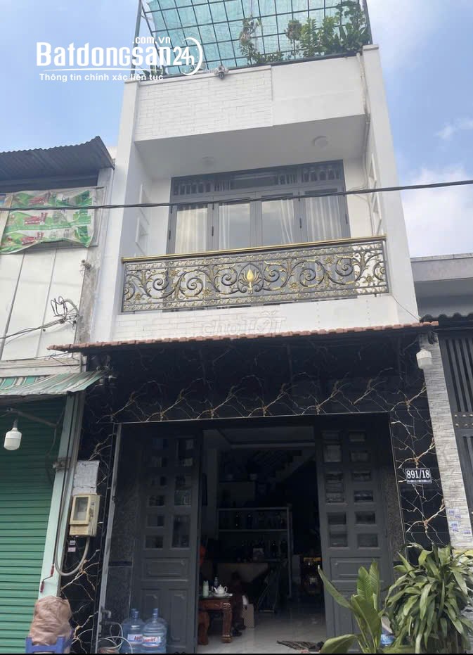 Bán nhà 2 lầu hẻm xe hơi Hương Lộ 2, Phường Bình Trị Đông, Quận Bình Tân
