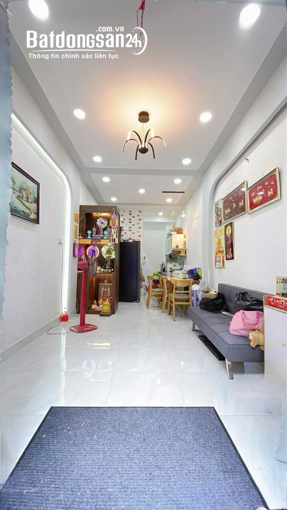 XE HƠI ĐỖ CỬA, 25M2, 2 TẦNG, 2PN, 2WC, SHR, CHỈ 3.79 TỶ, P. Phú Thọ Hòa, HCM.