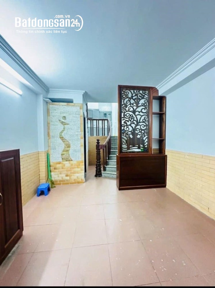 Bán gấp nhà 4 tầng, full nội thất, nhỉnh 9 tỷ, Phường Xuân Đỉnh (Q Bắc Từ Liêm cũ)