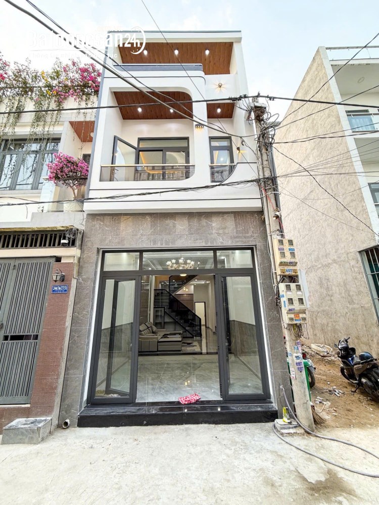 Bán nhà 1 Trệt 1 Lầu, SHR, thổ cư, 67m2, nhỉnh 3 tỷ, đường ô tô, P. Biên Hòa, Đồng Nai