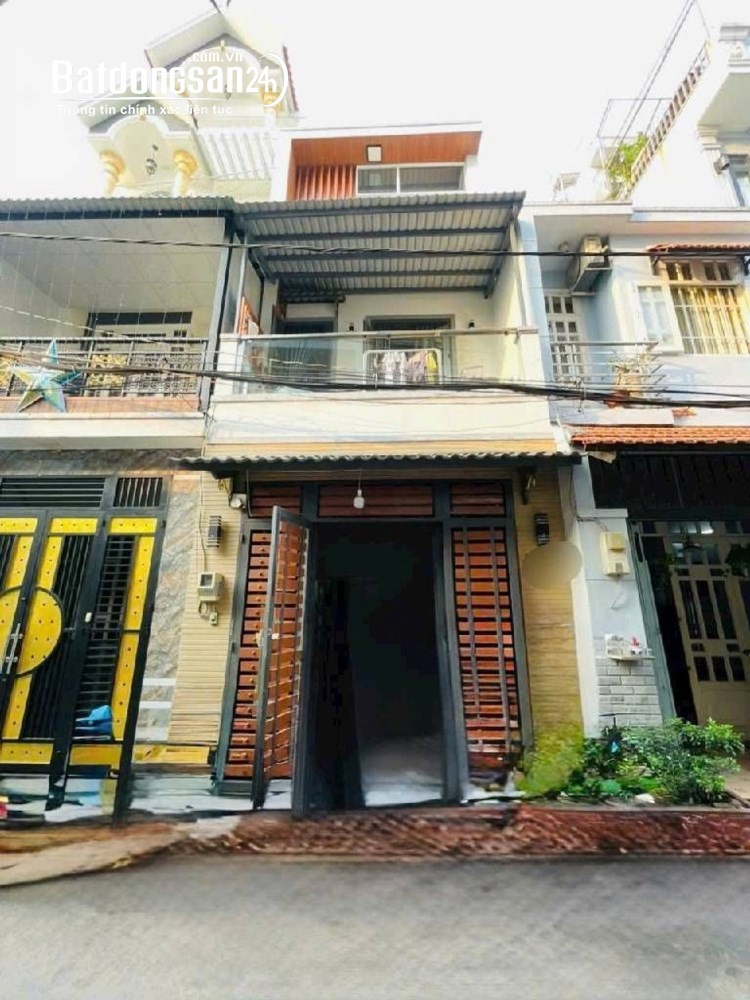 Bán nhà1 trệt - 2 lầu - sân thượng, 3PN, HXH 5m, P. Bình Hưng Hòa, TP Hồ Chí Minh