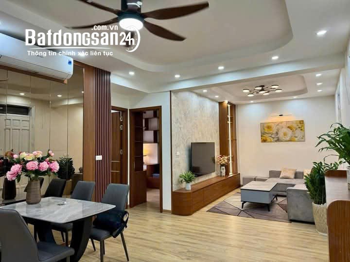 Chính chủ  bán gấp căn hộ Nghĩa Đô đường Hoàng Quốc Việt, 50m2, view hồ, P. Xuân Đỉnh, Hà Nội.