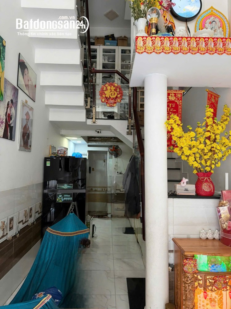 Bán nhà Đ. Hậu Giang, P. Bình Phú (Q.6 cũ), HCM - 24m2, 3 Tầng, BTCT 3PN 3WC SHR Nhỉnh 3 Tỷ