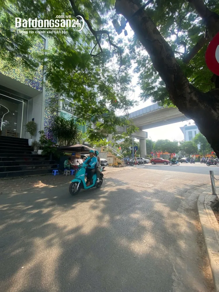 Cho thuê văn phòng P. Đống Đa, Hà Nội, DT từ 60m2 - 120m2, view đẹp