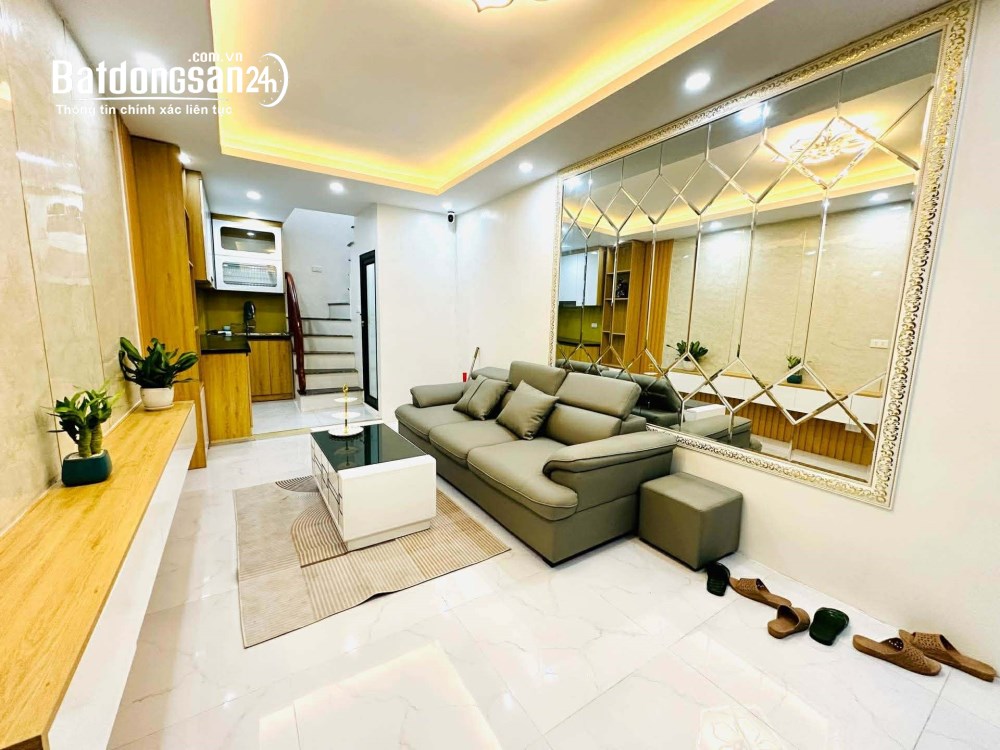 NHÀ 5T CÁCH PHỐ TRUNG PHỤNG 30M_NGÕ THÔNG _NỘI THẤT ĐẸP_VỀ Ở NGAY, HN.
