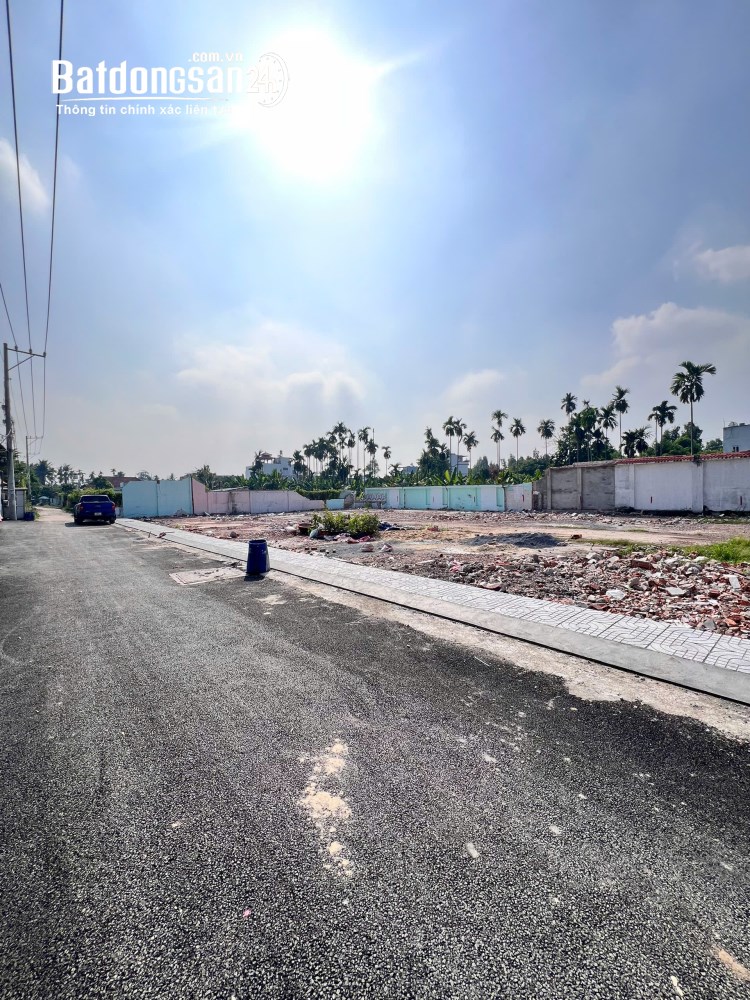 CHUYỂN NHƯỢNG LÔ GÓC ĐẸP. MT ĐƯỜNG 40M. 6 LÀN XE, P.Thới An (Quận 12 cũ)
