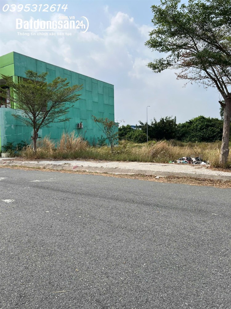  Bán đất nền đẹp khu dân cư Tân Đô, 6x19m view hồ, Xã Đức Hòa,Tỉnh Tây Ninh