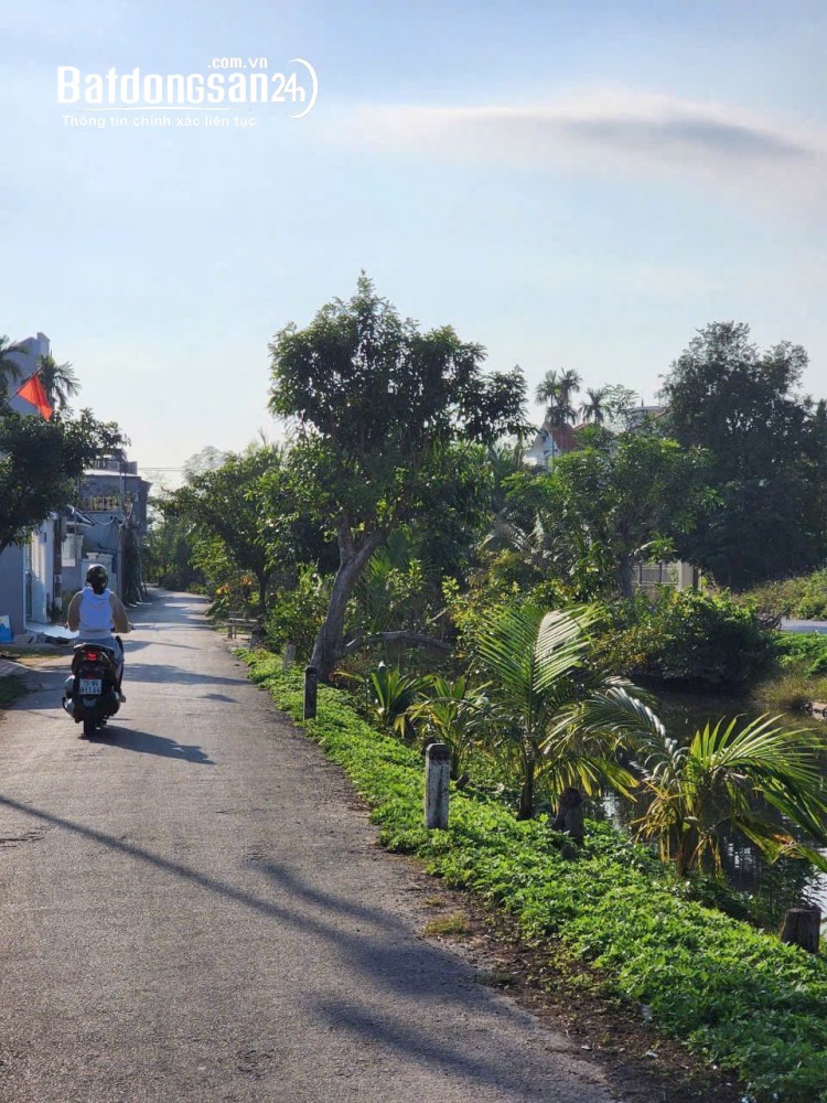 Bán đất 93,9m2, ngang 4m, giá 2,65 tỷ, P. Hải An, TP Hải Phòng
