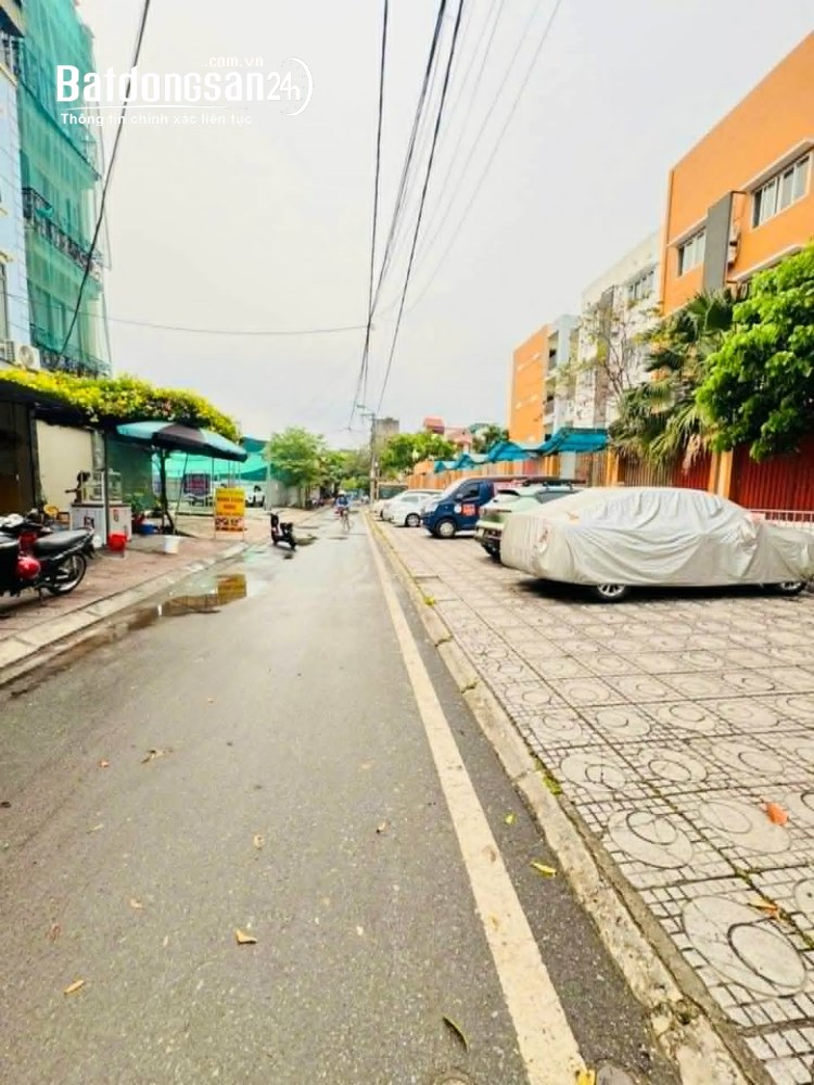bán nhà Long Biên, 68m, mặt tiền 5m, vỉa hè, ôtô tránh