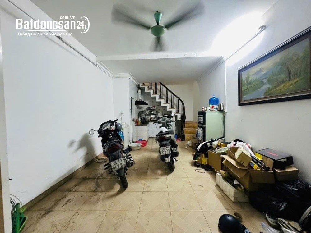 Bán nhà 35m2, giá 7.9 tỉ, Đường Hoàng Mai, Phường Hoàng Mai, TP Hà Nội