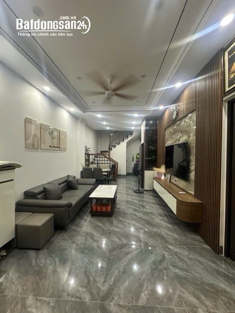 Bán nhà 4T, 33m2, giá 6,99 tỷ, P. Hà Đông, Hà Nội