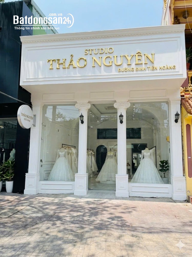 Cho thuê nhà MT Đinh Tiên Hoàng gần trường Phan Ngọc Hiển.