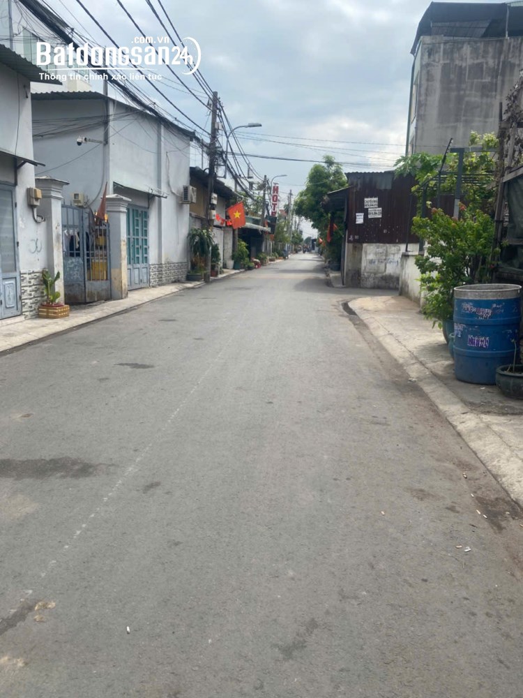 Bán nhà 7.7m x 15.3m, giá 7 tỷ, P. Hiệp Bình (Q Thủ Đức cũ), TP Hồ Chí Minh