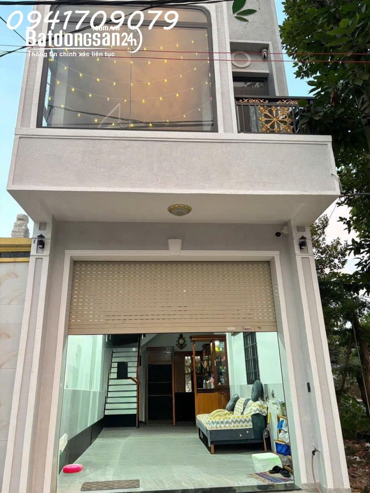 Bán nhà khu TĐC, 70m2, đường 8m, giá 3,85 tỷ, P. Biên Hòa, Đồng Nai.