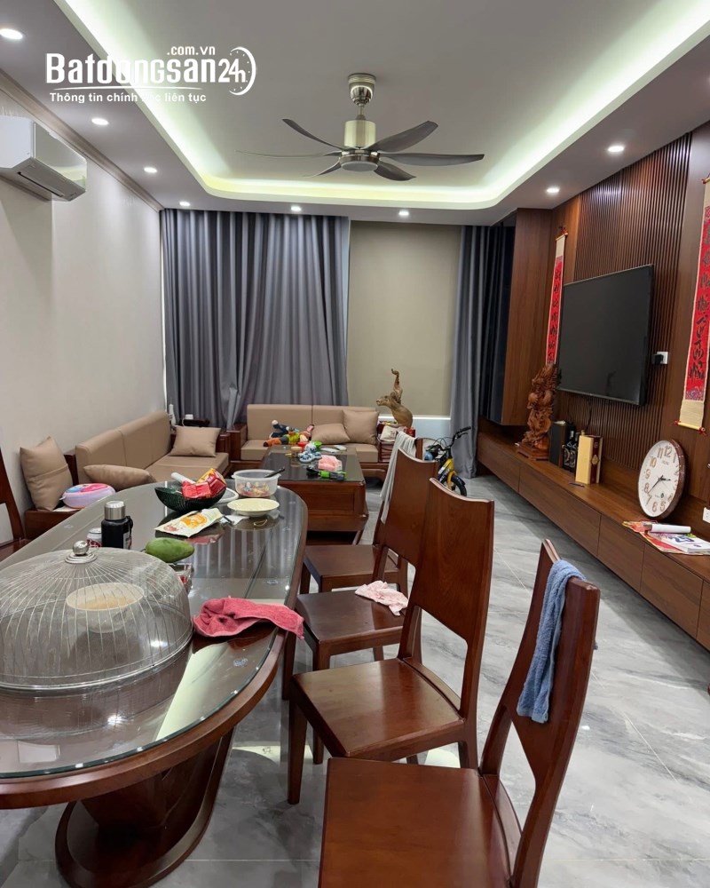 NHÀ  MẶT PHỐ QUANG TRUNG – KD ĐỈNH – 5TẦNG, TM, VỈA HÈ 5M, P. Hà Đông, TP Hà Nội