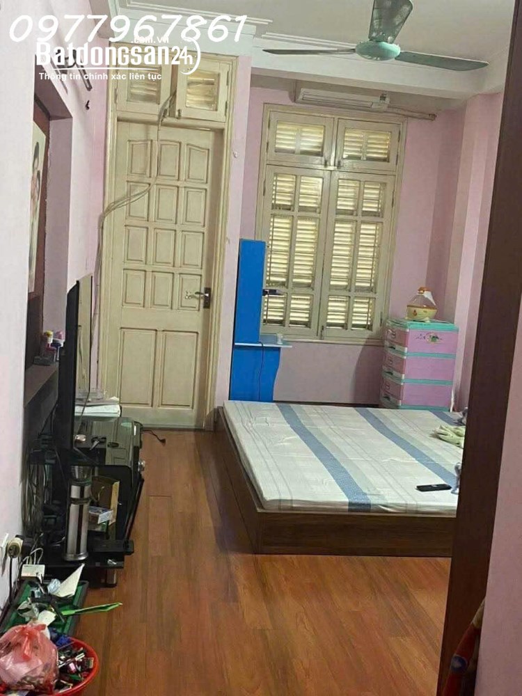 Cho thuê nhà 3 tầng siêu đẹp tại Tây Mỗ, Hà Nội, full nội thất xách vali vào ở ngay