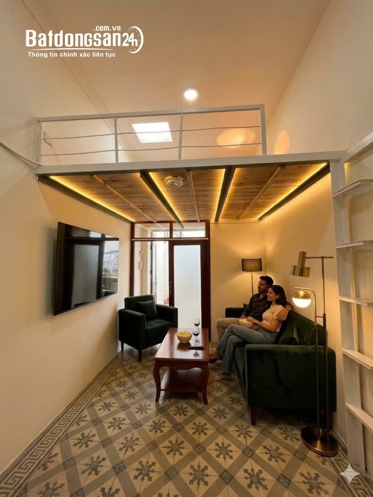 Bán Căn Hộ Tập Thể - Trung Tâm Bà Triệu, P. Hai Bà Trưng – Tiềm năng cải tạo cao - Gía Hơn 2 Tỷ