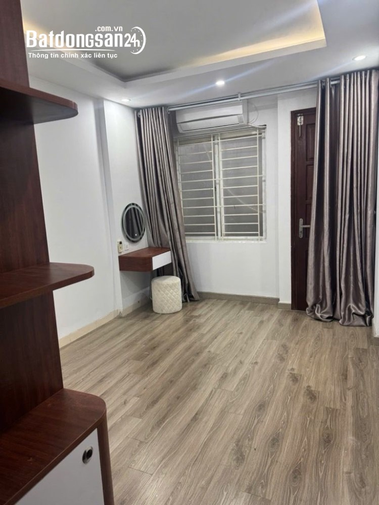 🎯Chỉ 6.89 tỷ sở hữu nhà Nguyễn Trãi 28m² x 5 tầng, gần Royal City, ở ngay.