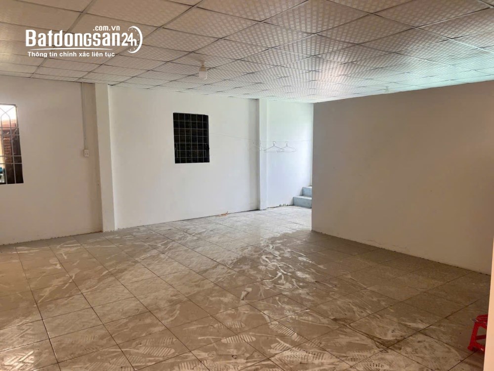Bán nhà mặt tiền Đỗ Xuân Hợp, Quận 9 - Diện tích lớn, nở hậu cực đẹp.