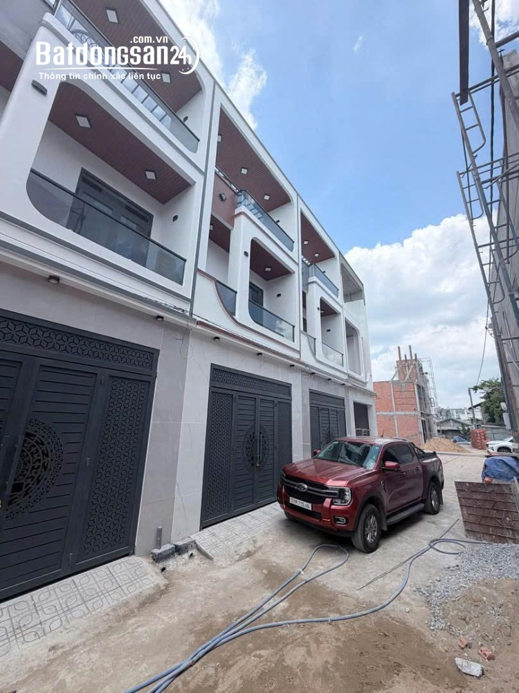 Bán Nhà 1 Trệt 1 Lầu 60m2 – KDC Hóa An, Biên Hòa – Có Hoàn Công – Sân Ô Tô