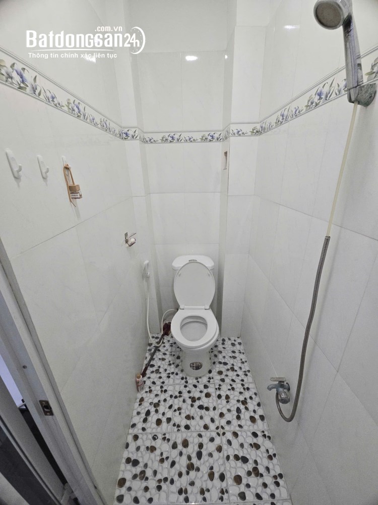 Bán nhà mt 42m2, giá 5,8 tỷ, Trần Văn Quang, P. Bảy Hiền (Q Tân Bình cũ).