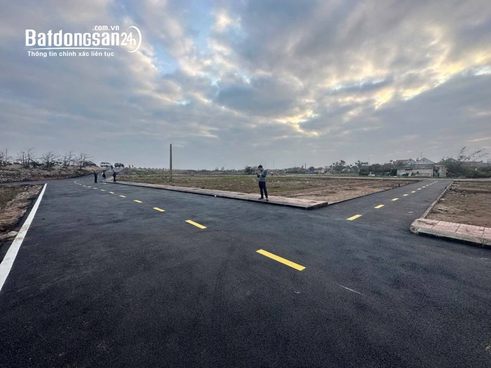 Chỉ 1,3 tỷ sở hữu lô đất sát biển Ninh Cơ - 100m2 Full thổ cư - Vị trí đối diện bãi tắm, Tỉnh Ninh 