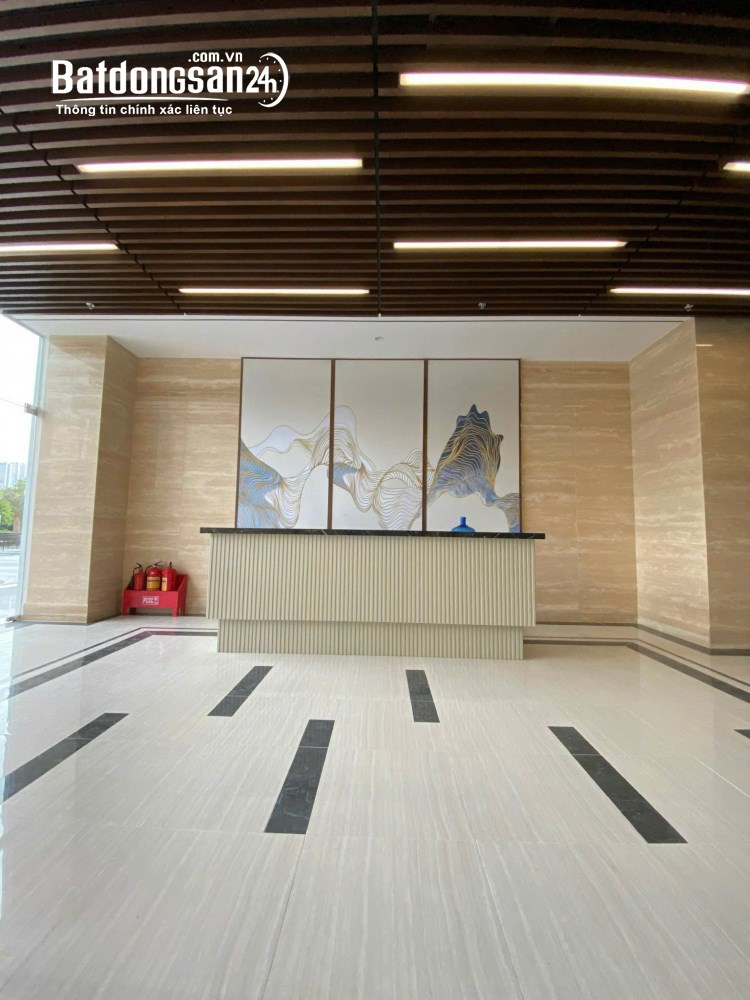 Cho thuê sàn văn phòng Vinhomes West Point - 150m2 Full nội thất, P. Đại Mỗ (Q Nam Từ Liêm cũ)
