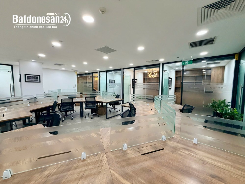 Cho thuê sàn văn phòng Vinhomes West Point - 150m2 Full nội thất, P. Đại Mỗ (Q Nam Từ Liêm cũ)