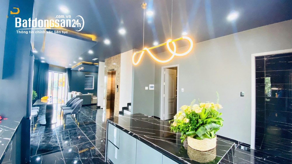 Bán Liền kề-Shophouse 202,5m², giá 17,5 tỷ, Nguyễn Lộ Trạch, P. An Cựu, TP Huế