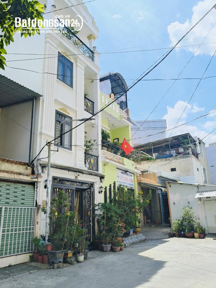 Bán nhà 4 tầng, nhỉnh 9 tỷ, SHR, hoàn công đủ, Bùi Minh Trực, P. Chánh Hưng (Quận 8 cũ).