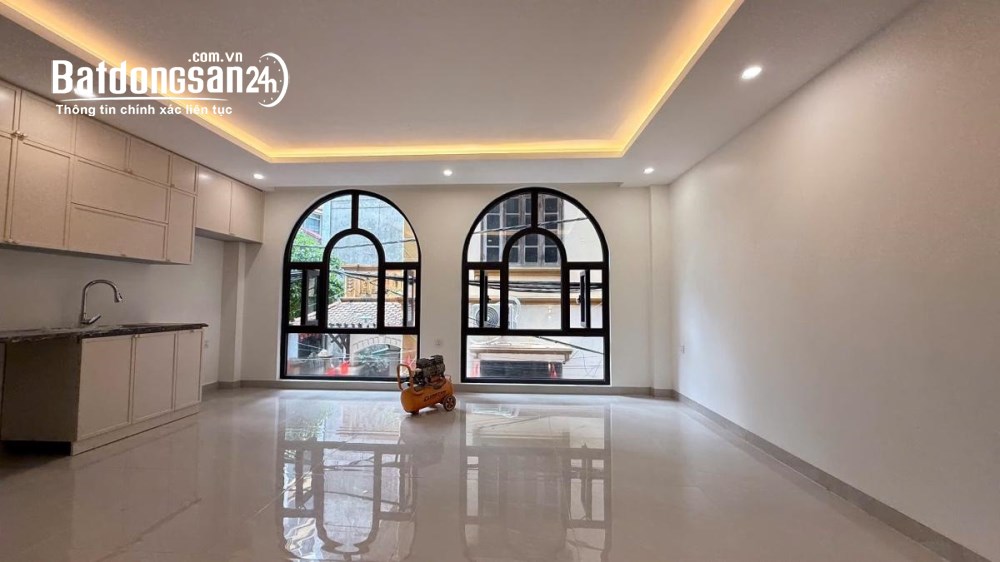 Nhà phố Xuân Đỉnh, Q. Bắc Từ Liêm cũ, 40m2, giá hơn 16 tỷ.