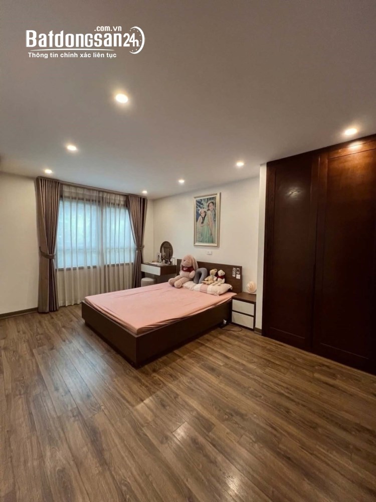 Bán nhà gần phố trung tâm Đống Đa – 46m2, 6 tầng, MT rộng, hơn 13 tỷ