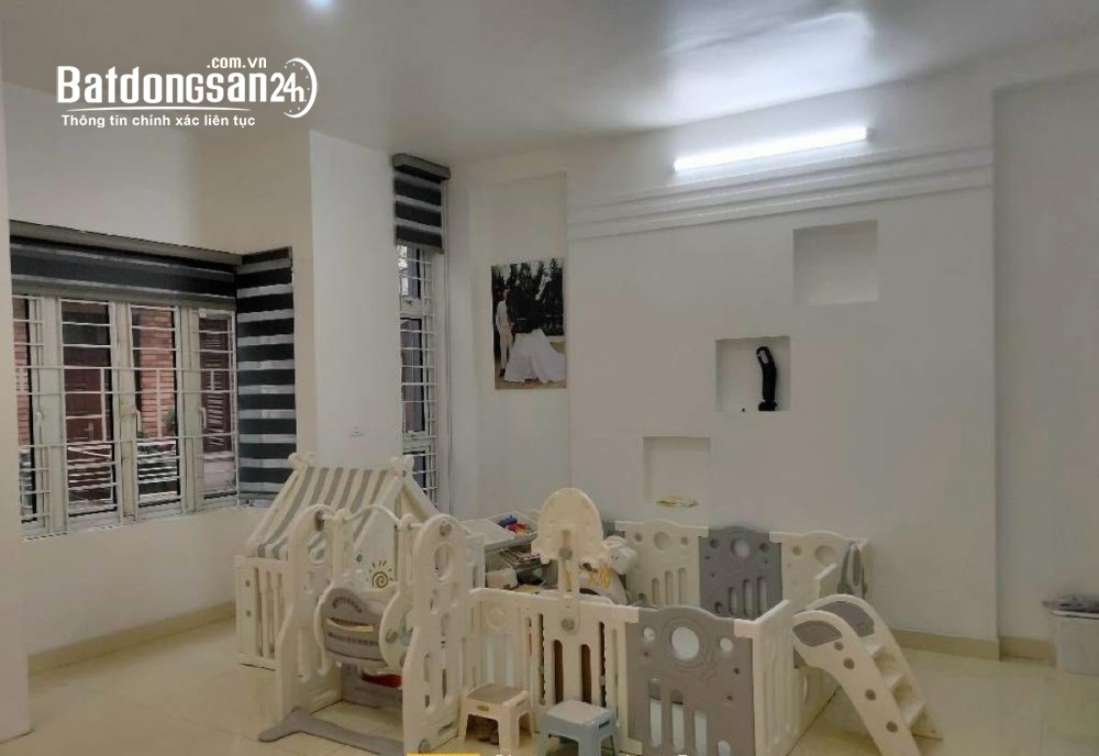CHỈ 42 TỶ – NHÀ PHỐ HOÀNG CẦU, ĐỐNG ĐA – 78M² × 5T – MT 7,4M – KINH DOANH SẦM UẤT 