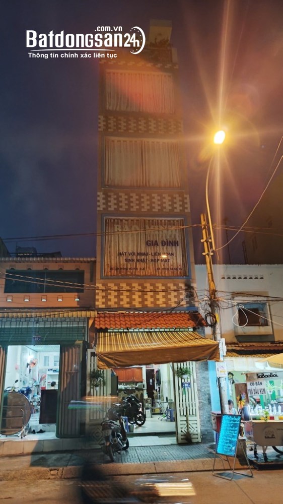 Bán nhà trệt 3 lầu, 10 phòng, Đ. Đông Hồ, P. Chánh Hưng (Quận 8 cũ), giá 9.5 tỷ