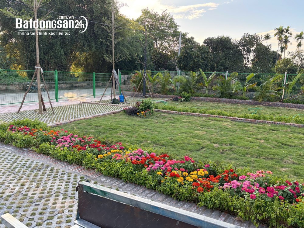 Bán đất gần chợ Hòa Lạc, 35 triệu / m2, 100m2 giá cực chất