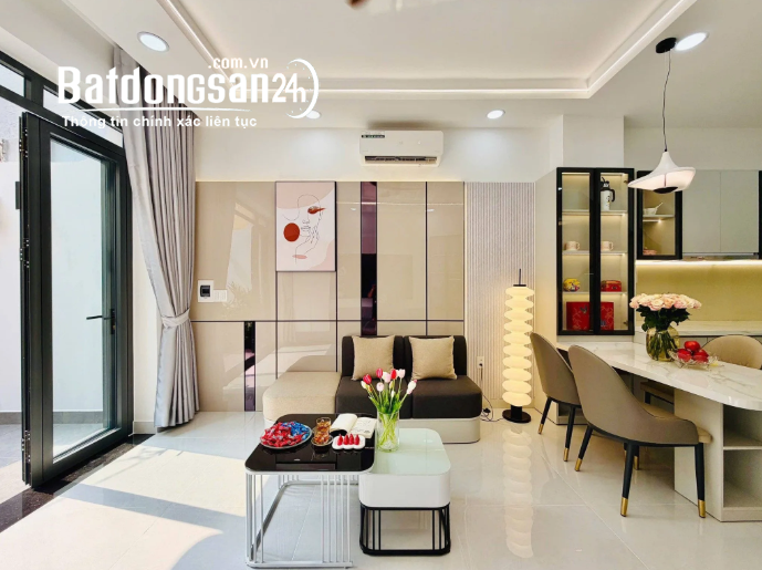 4,17 tỷ – nhà Đoàn Thị Điểm, Phú Nhuận – 65m2 – SHR – hẻm xe hơi – dòng tiền 45tr/th.