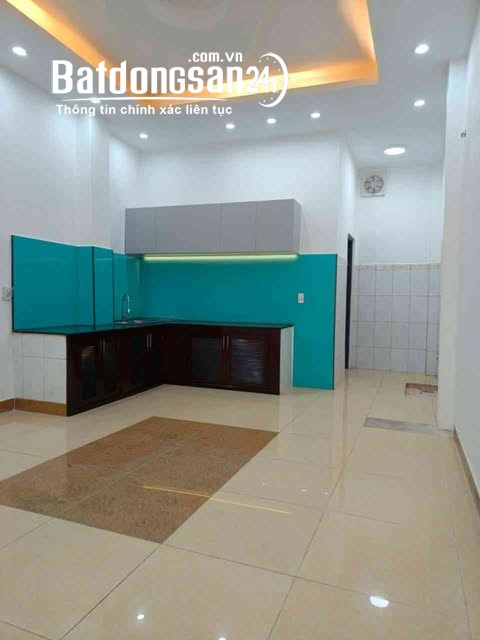 Nhà 1 trệt 1 lầu, nở hậu, gần cầu Chữ Y, P. Chánh Hưng (Quận 8 cũ), TP Hồ Chí Minh