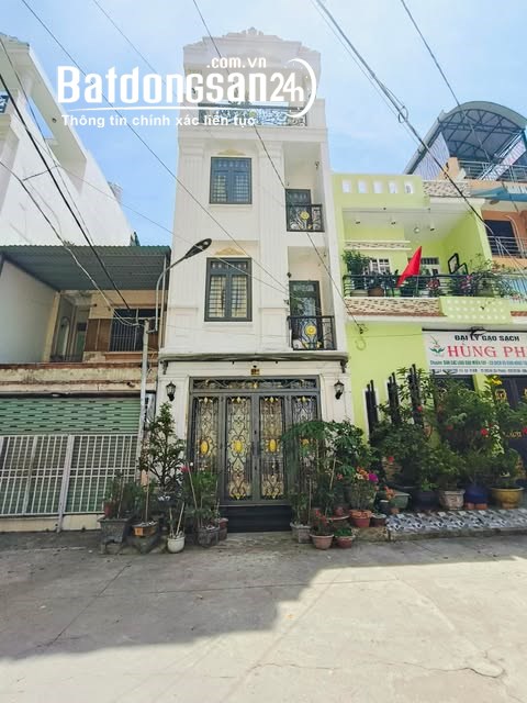 Bán nhà 4T, ngang 4,5m, Đ. Bùi Minh Trực, P. Bình Đông (Quận 8 cũ)