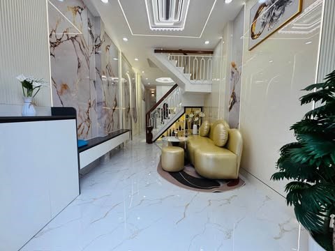 6.x tỷ – nhà 3T, hẻm kd nhộn nhịp – 3PN, sân thượng rộng – full nội thất