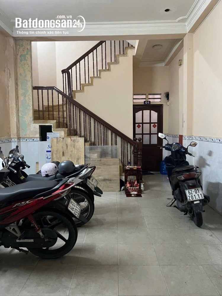 Bán nhà 4 tầng, 40m2, giá 8,9 tỷ, Đ. Nguyễn Kiệm, P. Đức Nhuận, TP Hồ Chí Minh