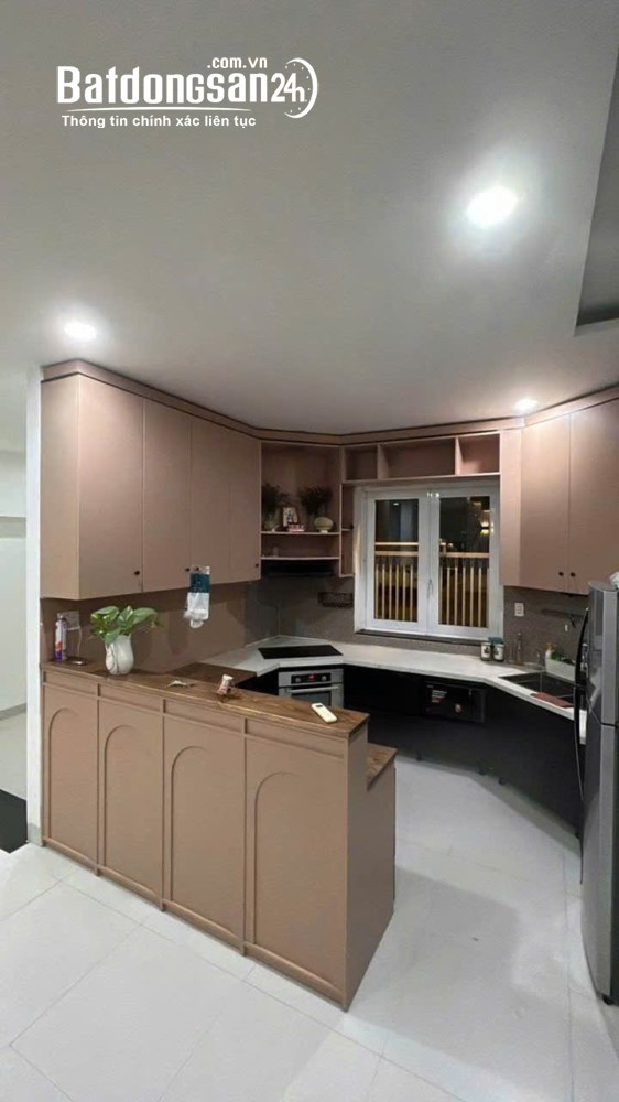 Nhà 80m2, MT6,3m, giá 6,4 tỷ, Đ. Hoàng Diệu, P. Hải Châu, TP Đà Nẵng