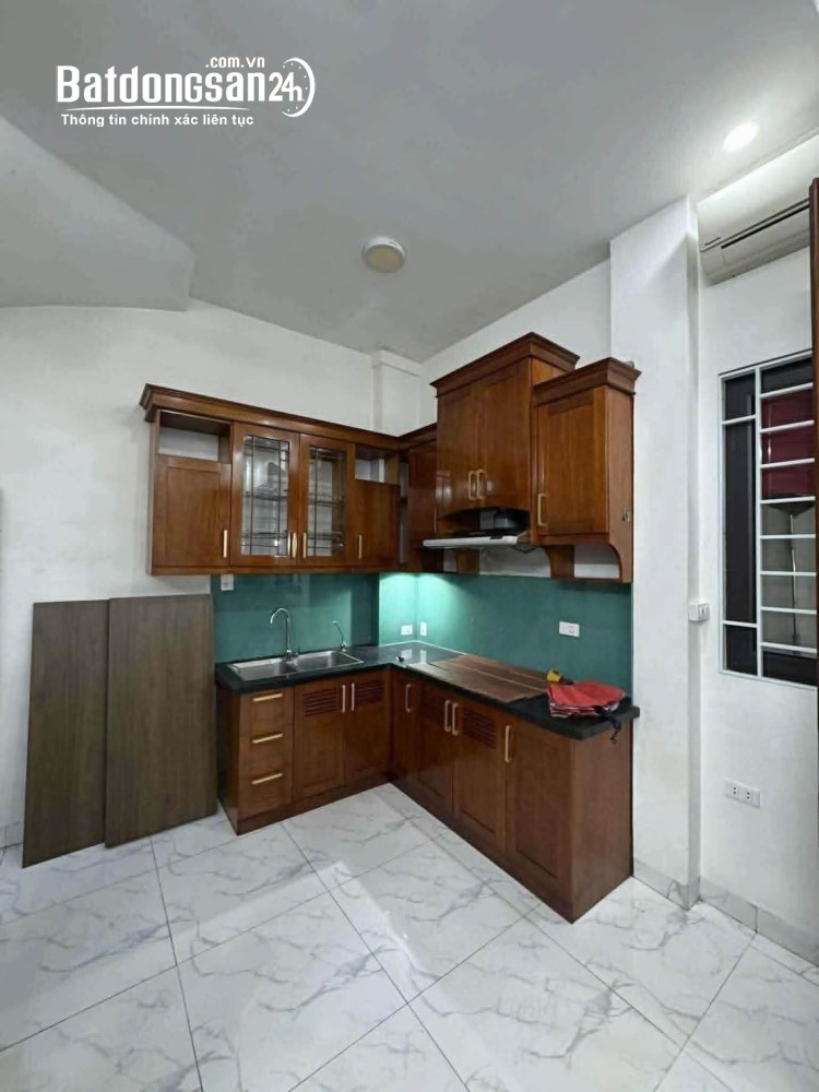Nhà 32m2, 5 tầng, giá 7,55 tỷ, Đ. Nguyễn Đức Cảnh, P. Hoàng Mai, TP Hà Nội