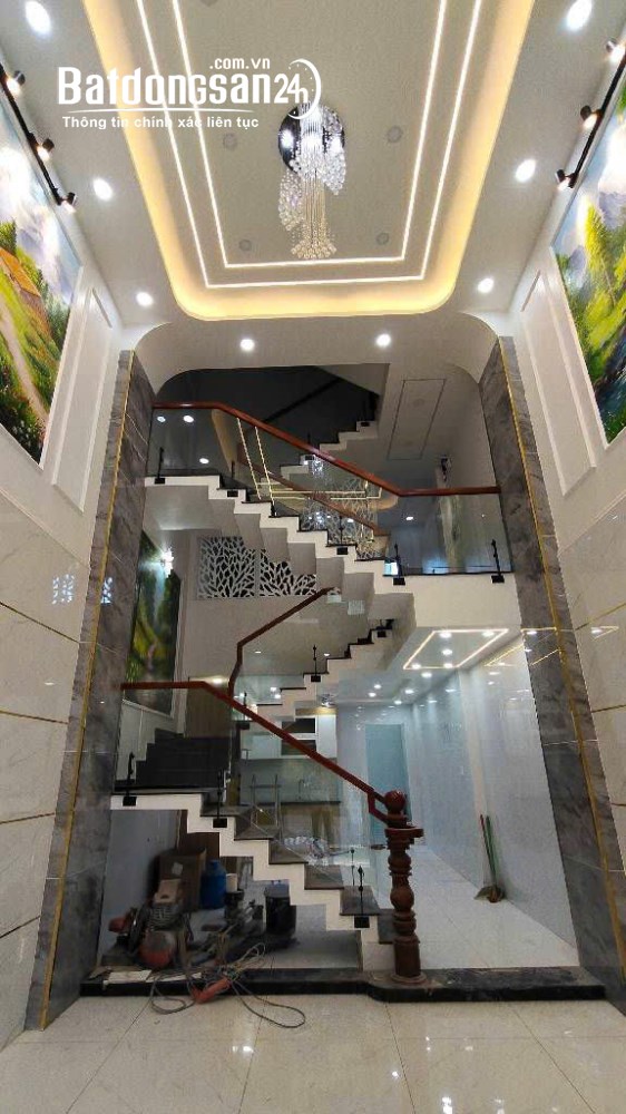 Bán nhà mặt tiền 55m2, giá 6,2 tỷ, SHR, Đường 7m, P. Bình Hưng Hòa (Q Bình Tân cũ)