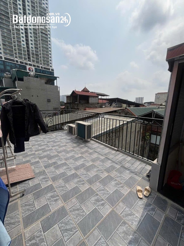 Nhà 35m2, 5 tầng, giá 7.5 tỷ, Nguyễn Trãi, P. Khương Đình (Q Thanh Xuân cũ).