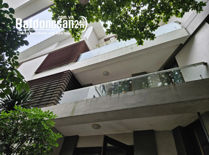 Biệt Thự KĐT Sài Đồng – Long Biên – 302.8m2 – Mặt Tiền Rộng 12.8m – Giá 81 Tỷ.