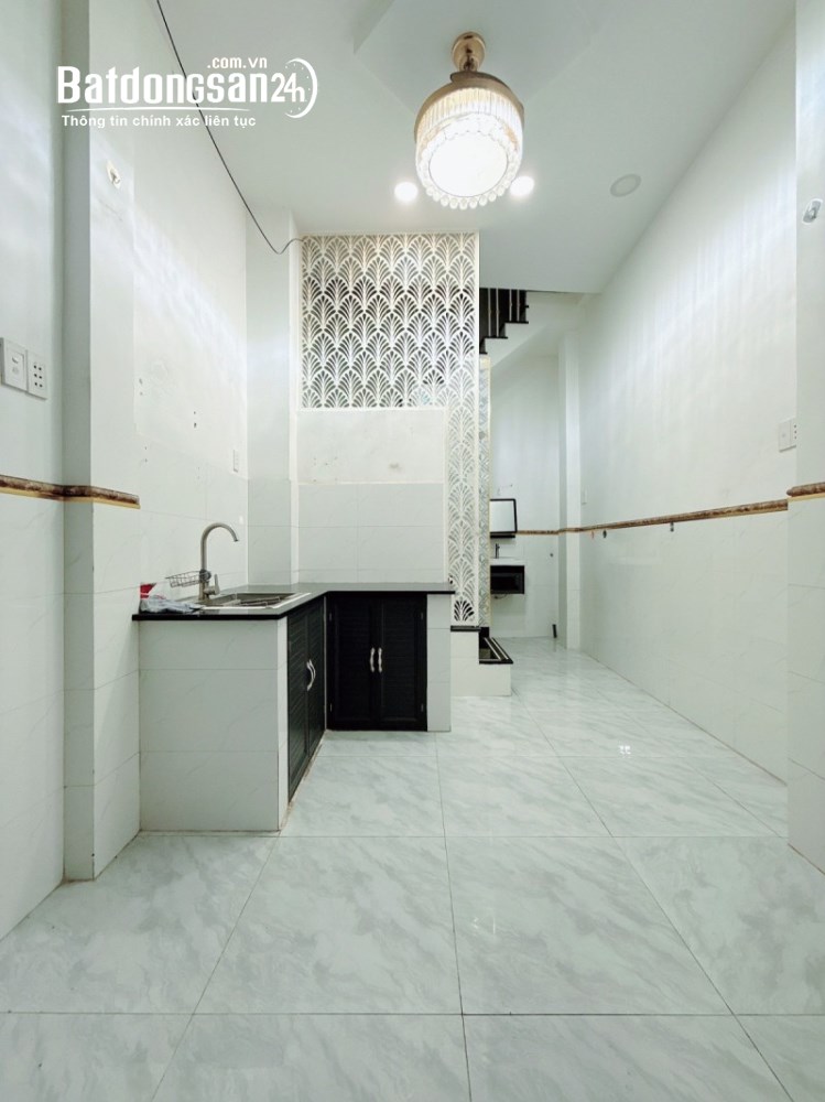 ÔNG ÍCH KHIÊM -Q11 -23M2 -2 TẦNG- 2PN -2WC- SHR- CHỈ 3.2 TỶ
