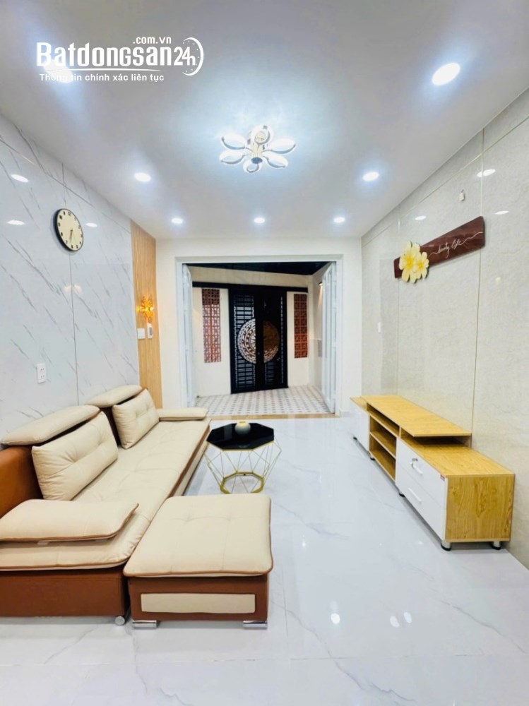 Nhà 36m2, giá 5,68 tỷ, full nội thất, SHR chính chủ, không quy hoạch, Đường Bình Thới, (Quận 11 cũ).