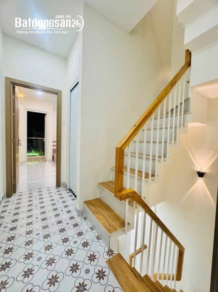 Nhà 36m2, giá 5,68 tỷ, full nội thất, SHR chính chủ, không quy hoạch, Đường Bình Thới, (Quận 11 cũ).